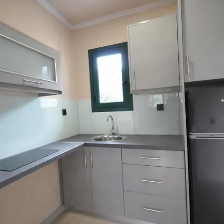 Adriolos Aparthotel