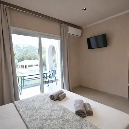 Adriolos Aparthotel *